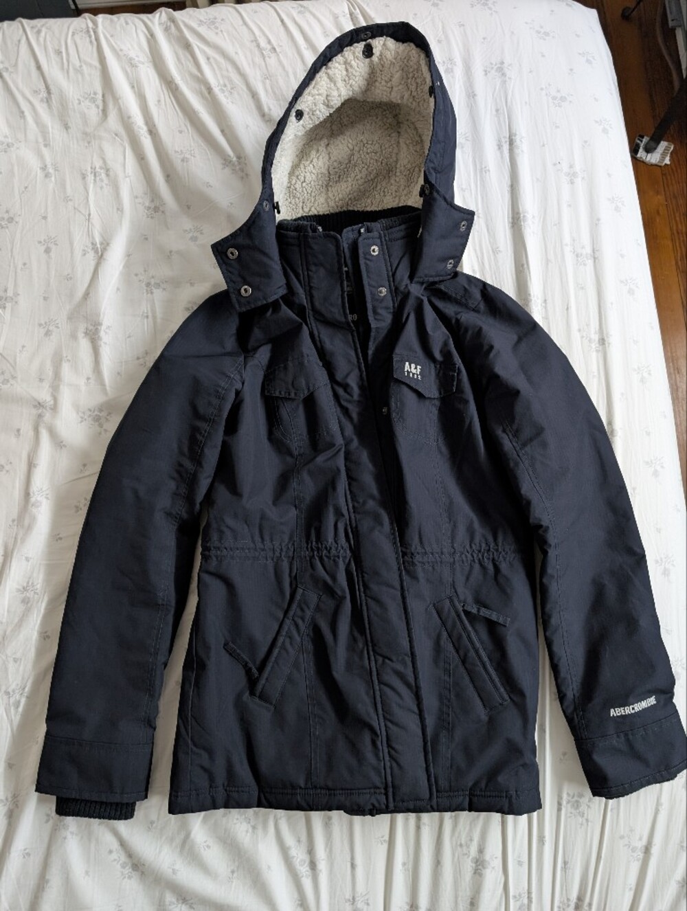 Abercrombie & Fitch A&F All-Season Weather Warrior Jacket Women’s Small Navy